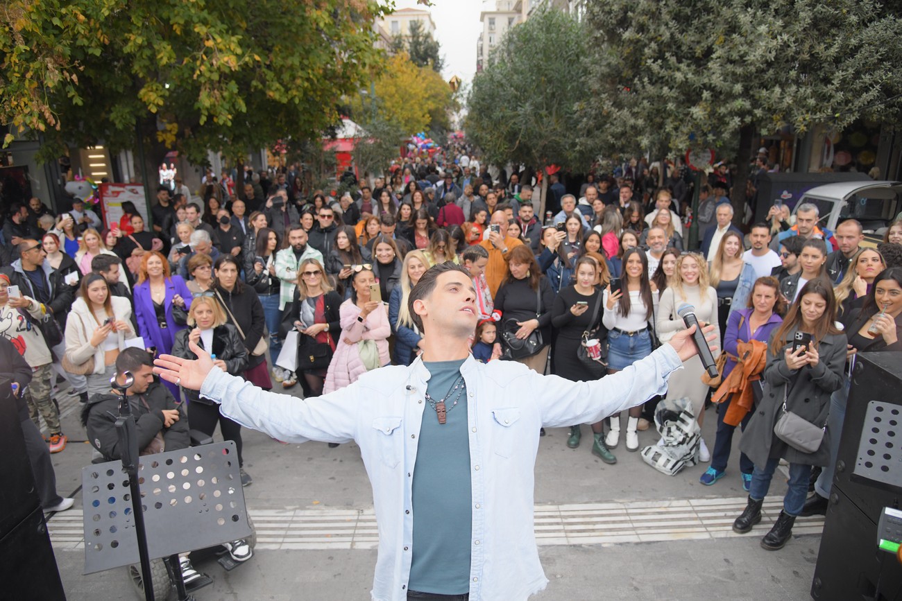 Tο ΣΚΡΑΤΣ και ο 104,6 My Radio ξεσήκωσαν το κέντρο της Αθήνας με δύο γιορτινά Street Parties 