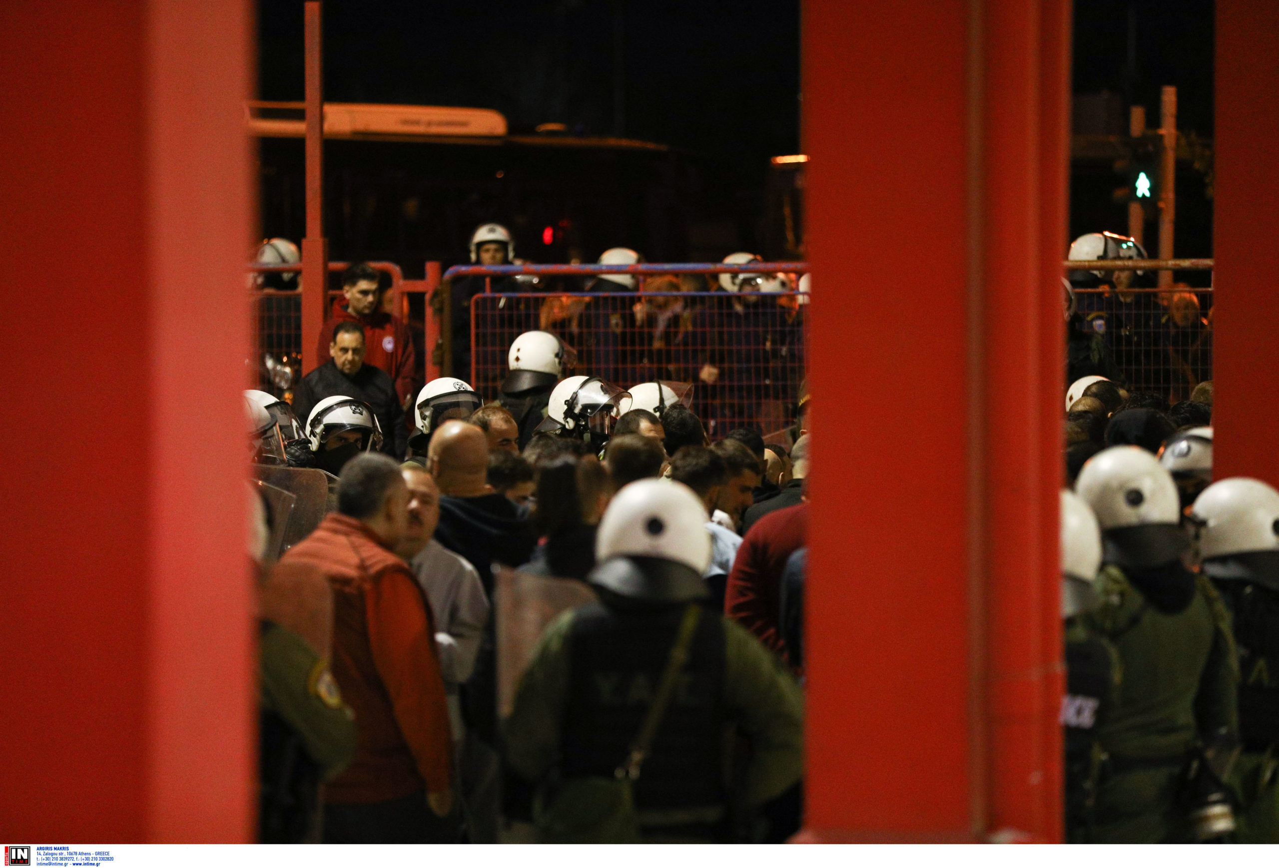 Ρέντη: «Υπάρχουν ισχυρές ενδείξεις ότι ανάμεσα στους προσαχθέντες βρίσκονται οι δράστες της επίθεσης» – Η ανακοίνωση της ΕΛ.ΑΣ.