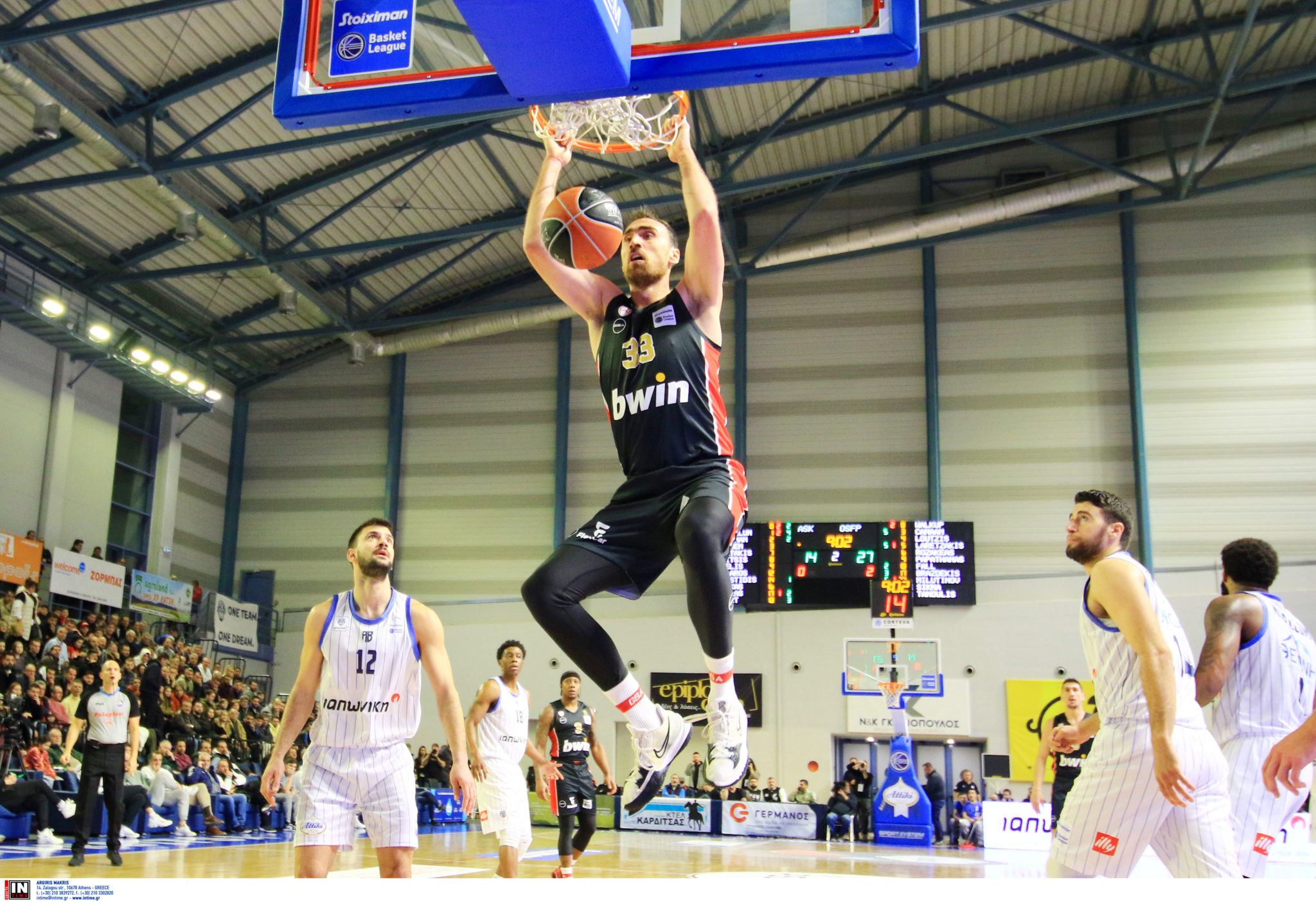 Μιλουτίνοφ