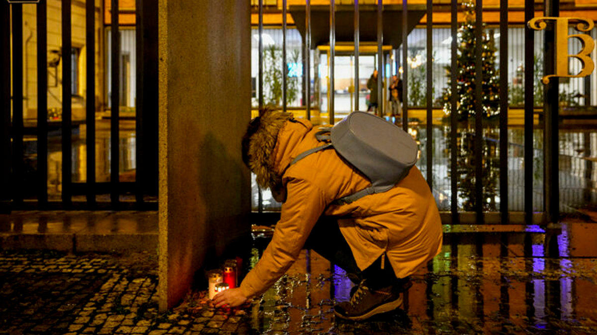 Γερμανία: Συλλυπητήρια για τα θύματα από την επίθεση στο πανεπιστήμιο της Πράγας