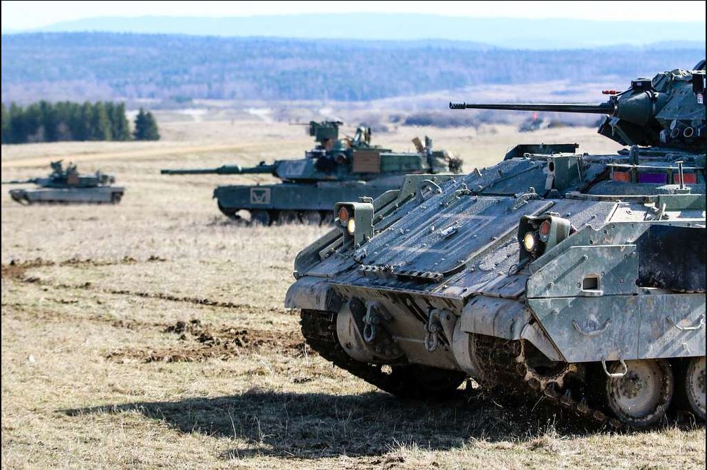 Μία ανάσα από τα πρώτα Bradley στην Ελλάδα