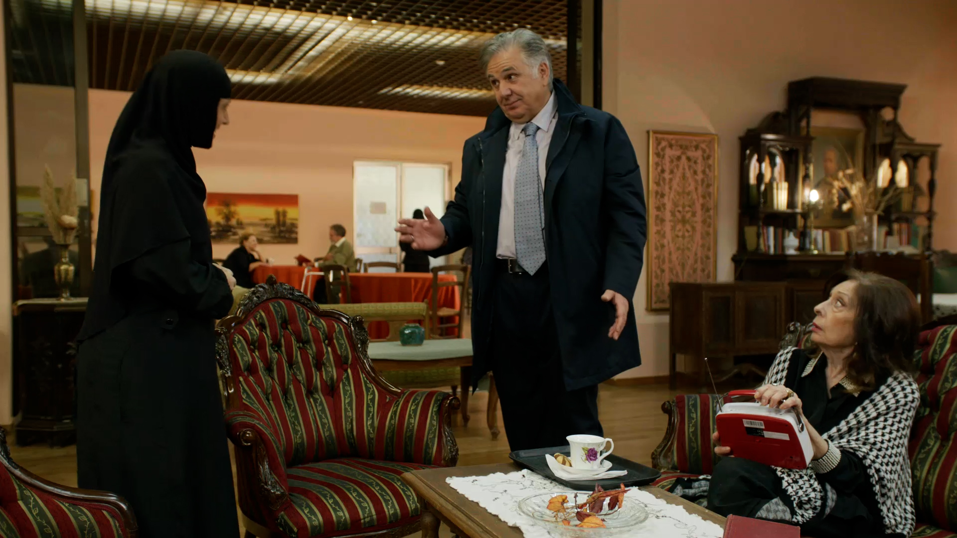 Φόνοι Στο Καμπαναριό: Ο Ιεροκλής Μιχαηλίδης σε ρόλο-έκπληξη στο διπλό επεισόδιο του Σαββάτου