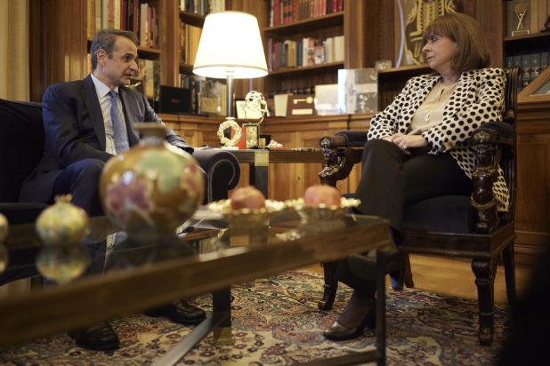 Μητσοτάκης- Σακελλαροπούλου