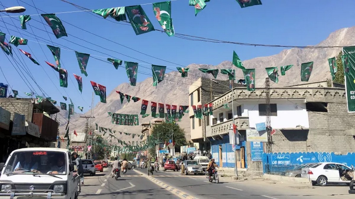 Πακιστάν: Τουλάχιστον οκτώ νεκροί από επίθεση ενόπλων σε λεωφορείο