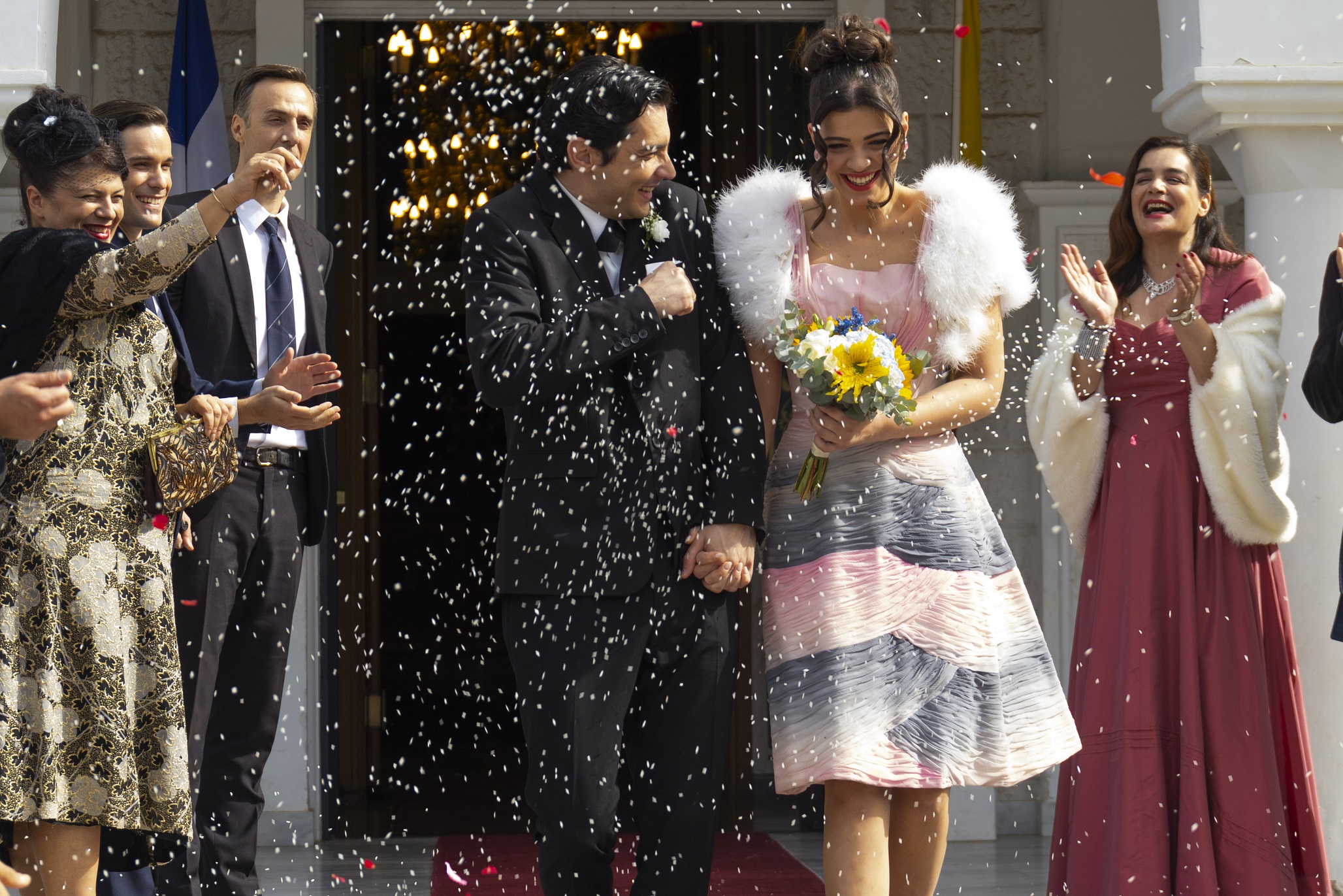 Ο Παράδεισος των κυριών: Ο Πάρης και η Γεωργία παντρεύονται – Η Βικτώρια ζητά από τον Φώτη να της φέρει τον Αποστόλη