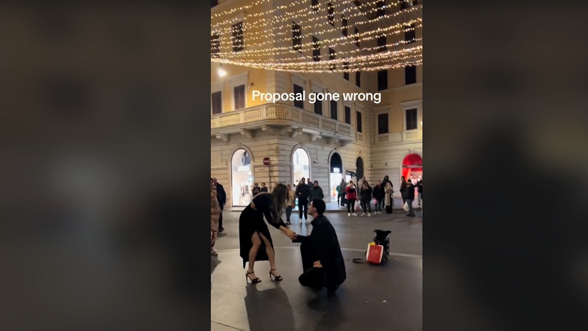 Ρομαντική πρόταση γάμου καταλήγει σε… φιάσκο – BINTEO