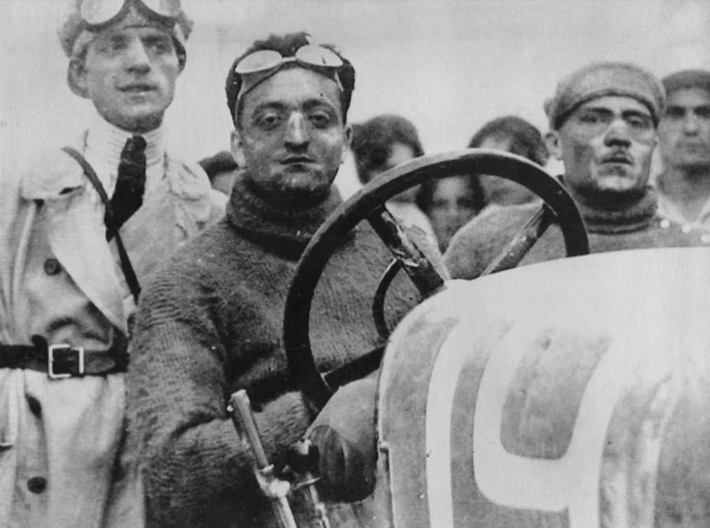 Σεξ, σύφιλη και ταχύτητα: Η άγρια αληθινή ιστορία του βασιλιά των σπορ αυτοκινήτων Enzo Ferrari καθώς τον υποδύεται ο Adam Driver