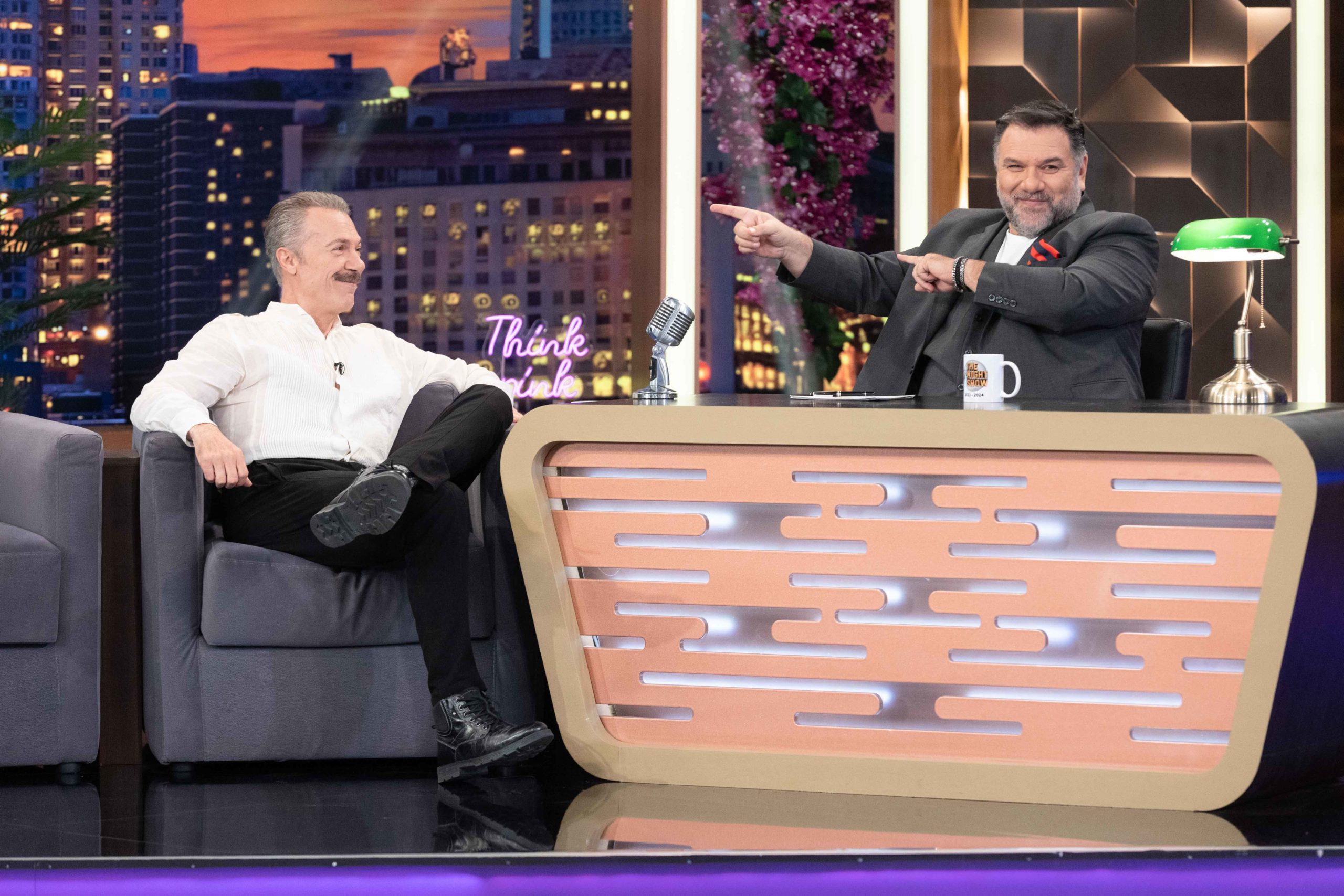 The 2Night Show: Οι αποψινοί καλεσμένοι του Γρηγόρη Αρναούτογλου