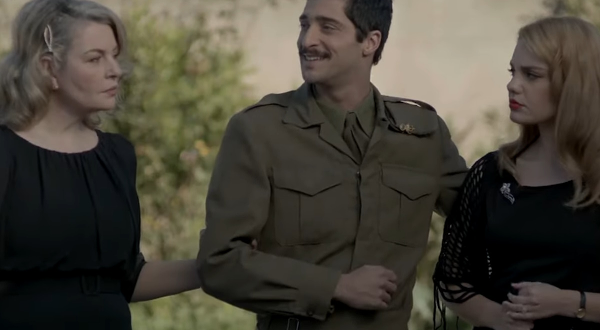 Το προξενιό της Ιουλίας: Ο Προβιός ορίζει ημερομηνία γάμου – Η άφιξη ενός απρόσκλητου επισκέπτη φέρνει ανατροπές