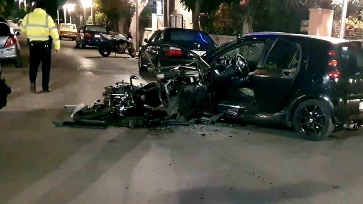 Τροχαίο στο Ίλιον: Νεκρός ο οδηγός της μηχανής