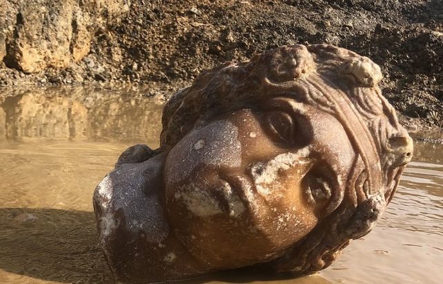 αγάλματα αρχαίων ελληνικών θεοτήτων