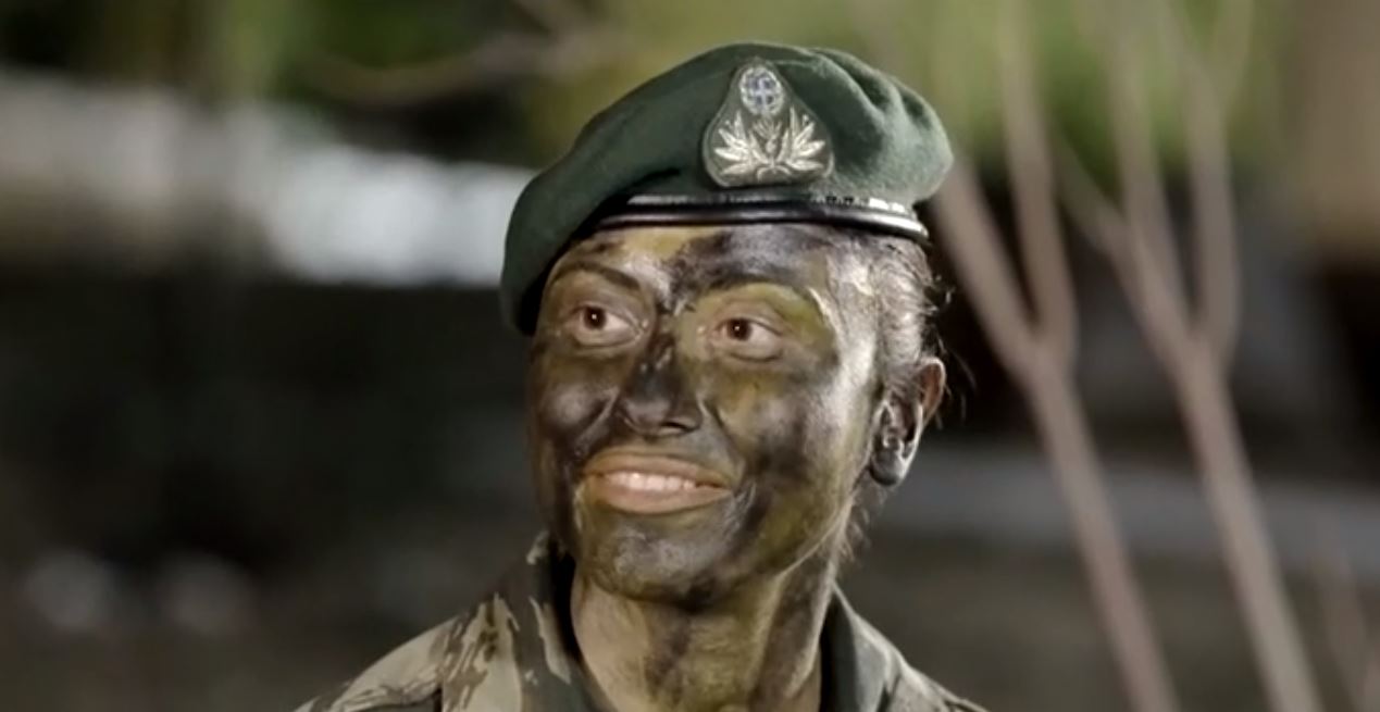 Ένοπλες Δυνάμεις: «Ο ρόλος της γυναίκας γίνεται όλο και πιο σημαντικός στον ελληνικό στρατό» – Η εξομολόγηση μιας 27χρονης υπολοχαγού καταδρομέα