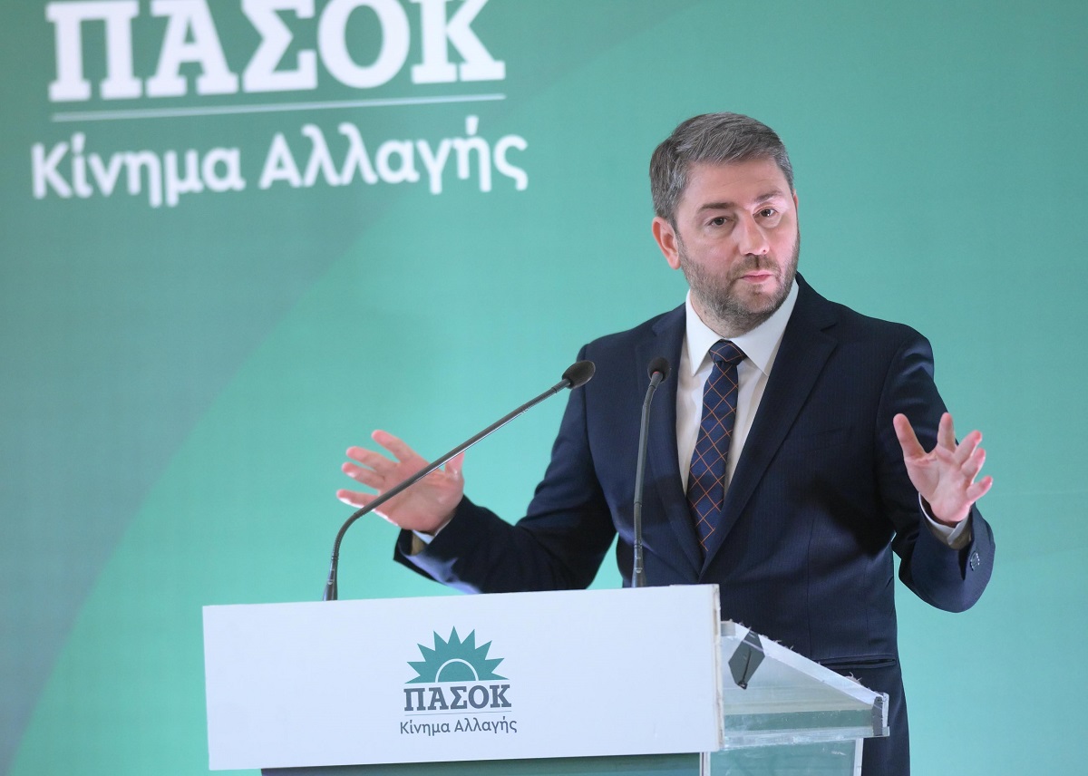 Ανδρουλάκης: Ο Μητσοτάκης έχει επιλέξει να είναι Πρωθυπουργός των σούπερ μάρκετ και των μεγάλων συμφερόντων