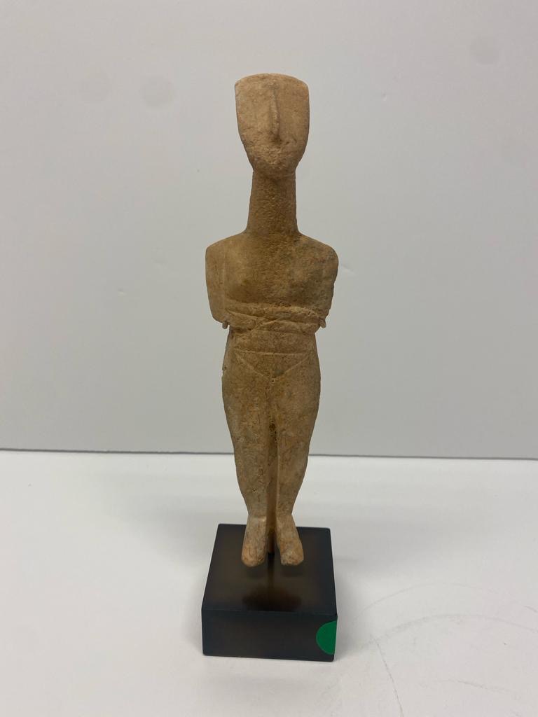 αρχαιότητες κυκλαδιτικο μαρμαρινο ειδώλιο