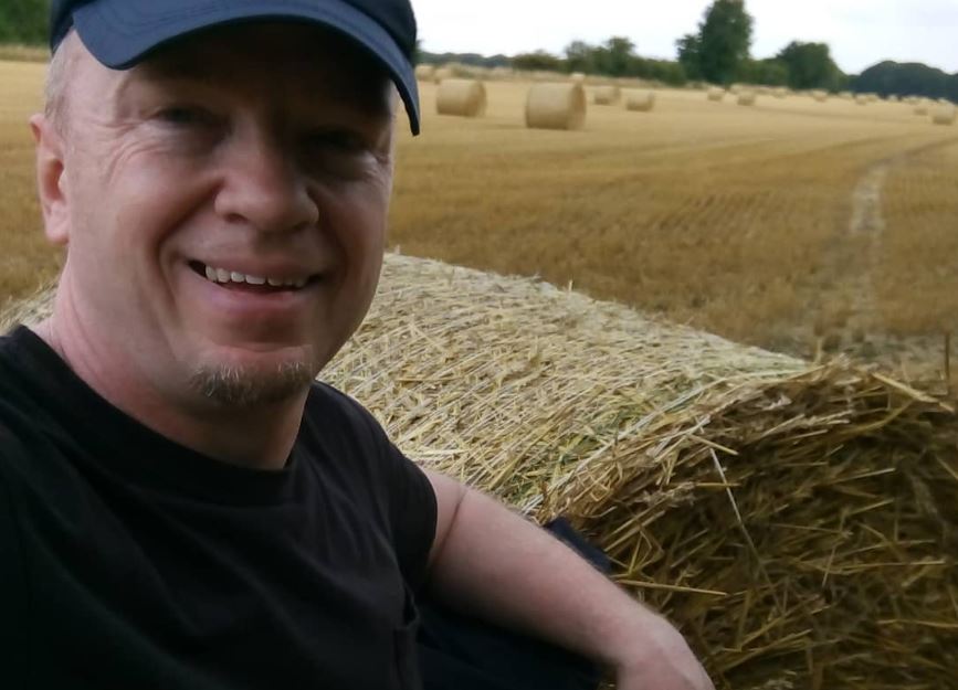 «Άφησα έγκυες περισσότερες από 180 γυναίκες, αλλά δεν μπορώ να παντρευτώ» – Η εξομολόγηση 51χρονου