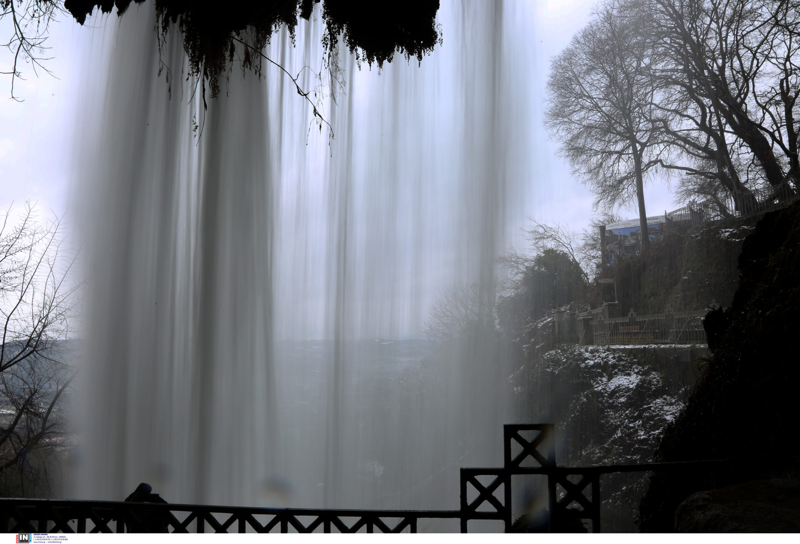 Τραγωδία στην Έδεσσα: Άνδρας ανασύρθηκε χωρίς τις αισθήσεις του από τους καταρράκτες