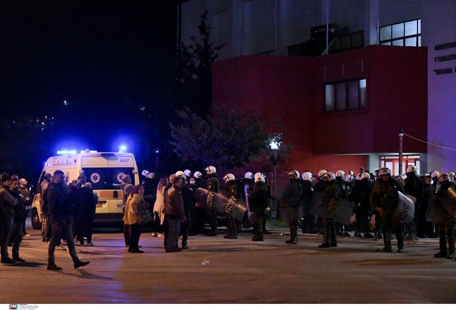 Επεισόδια στου Ρέντη: Ταυτοποιήθηκαν 5 «καθοδηγητές» των επεισοδίων