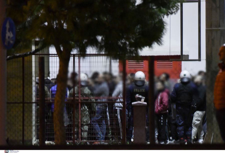 Ρέντης: Σφίγγει ο κλοιός γύρω από τον καθοδηγητή των επεισοδίων – Σε κρίσιμη κατάσταση παραμένει ο 31χρονος αστυνομικός