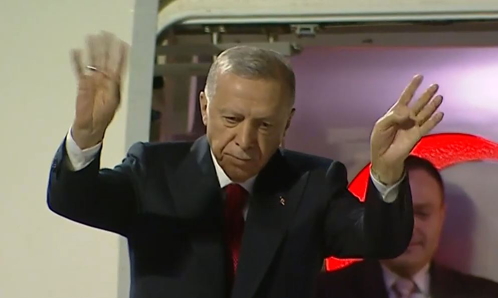 Ολοκληρώθηκε η επίσκεψη του Ερντογάν στην Αθήνα – Αναχώρησε για την Άγκυρα