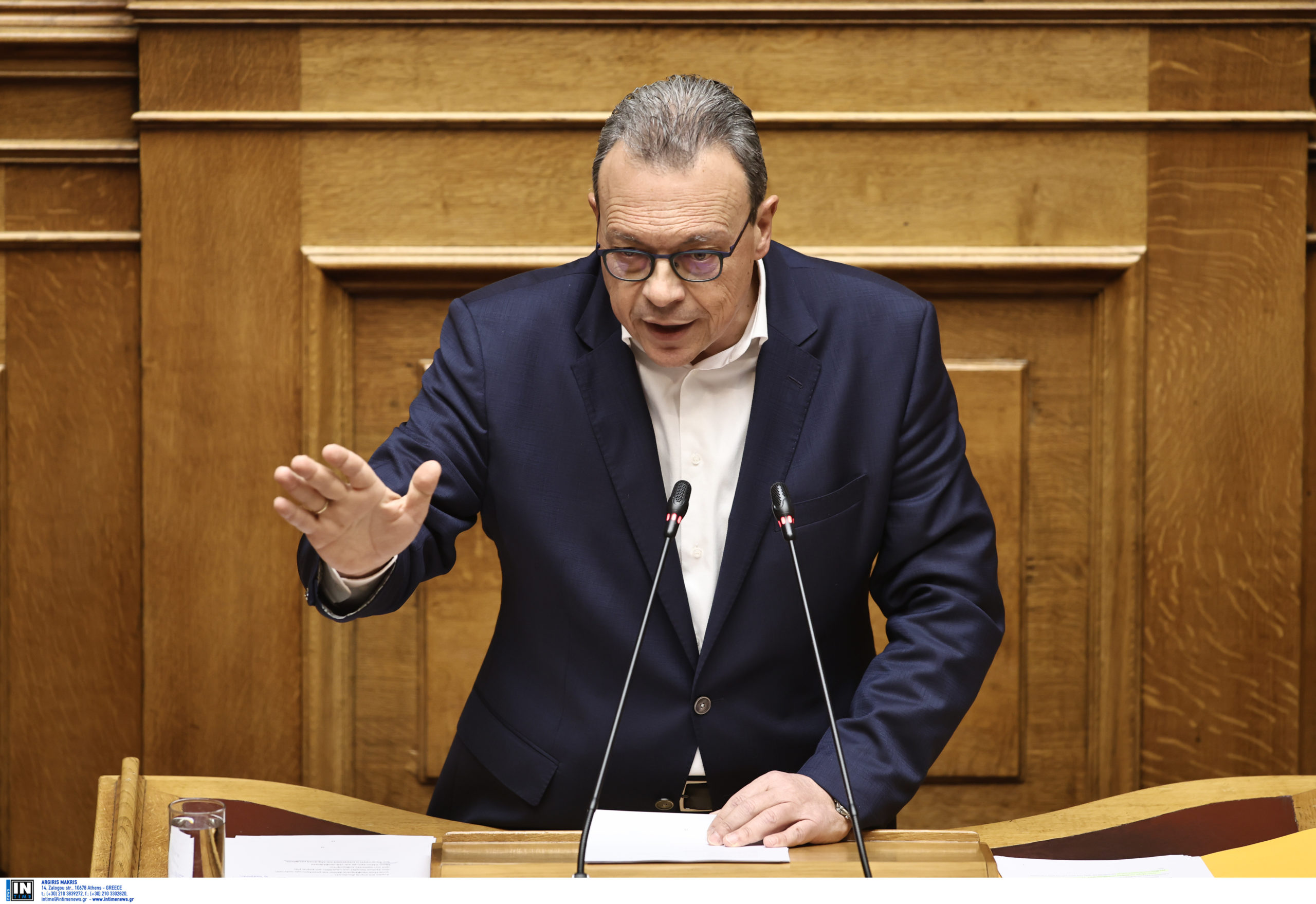 Φάμελλος στον Realfm 97,8: Η μερική κομματική πειθαρχία στη ΝΔ μας έχει προβληματίσει