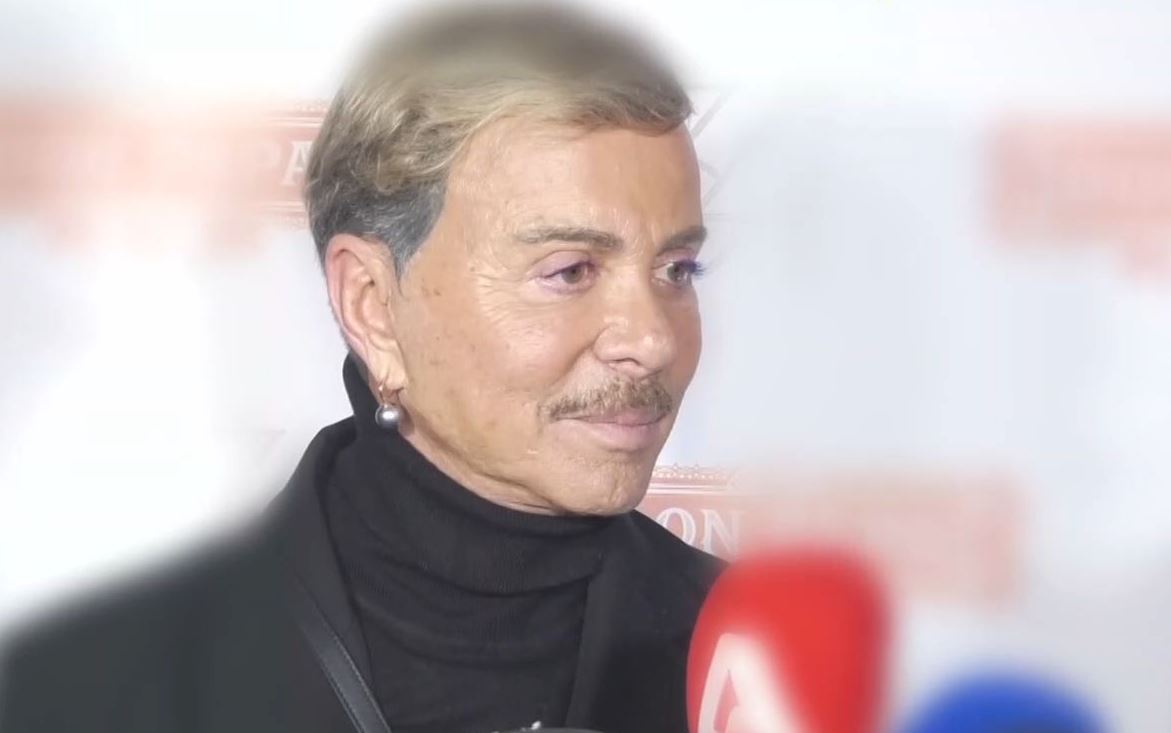 Λάκης Γαβαλάς