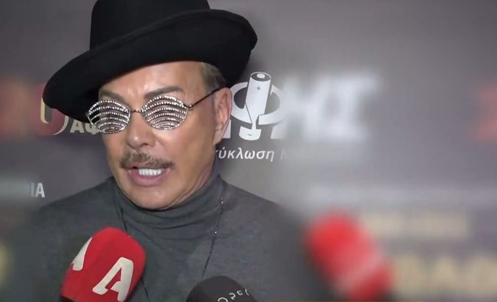 Λάκης Γαβαλάς