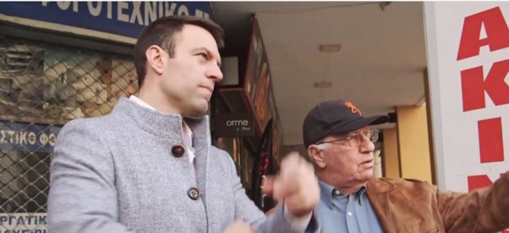 Ο περίπατος Κασσελάκη με αστέγους στην Αθήνα