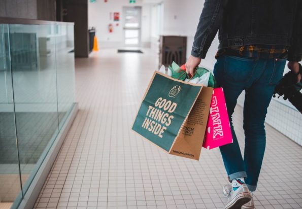 καταστήματα