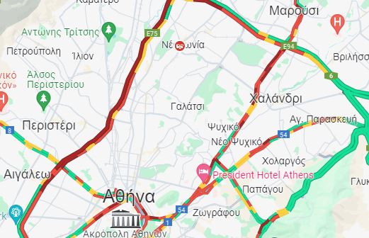 Κίνηση: Στο «κόκκινο» Κηφισός, Λεωφόρος Κηφισίας και Αττική Οδός – Δείτε LIVE πού υπάρχουν προβλήματα