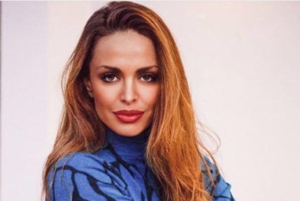 Λιάνα - Εύα Αμούτζα