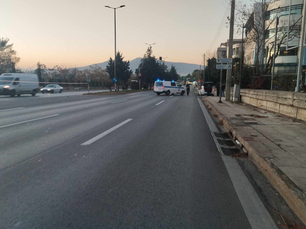 Ύποπτο αντικείμενο έξω από εταιρεία στην Λεωφόρο Κηφισίας – Κινητοποίηση της ΕΛ.ΑΣ.