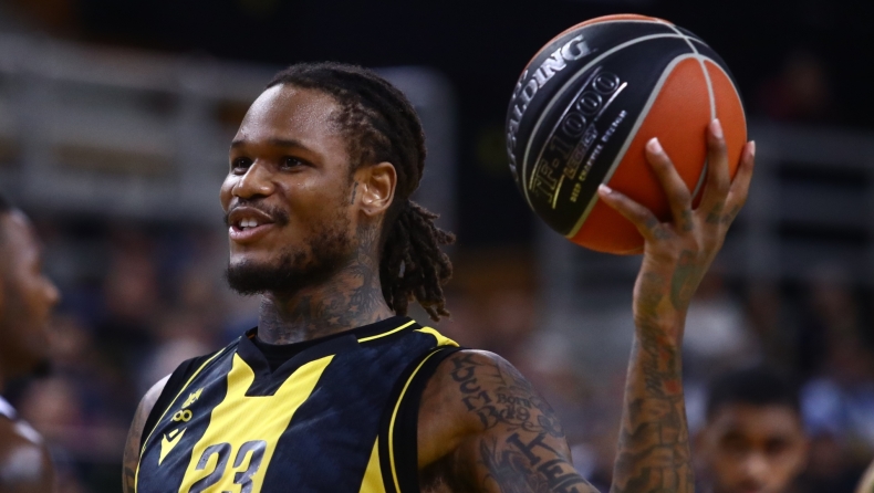 Βριλήσσια: Εφιάλτης για μπασκετμπολίστα της ΑΕΚ – Τον απείλησαν με όπλο και τον λήστεψαν