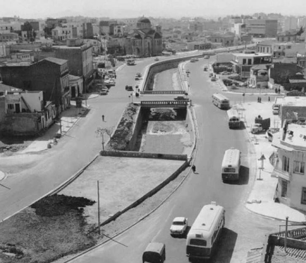 Κουίζ: Αναγνωρίζεις αυτή τη συνοικία της Αθήνας; Οφείλει το όνομά της σε μία παράξενη ιστορία από την αρχαιότητα