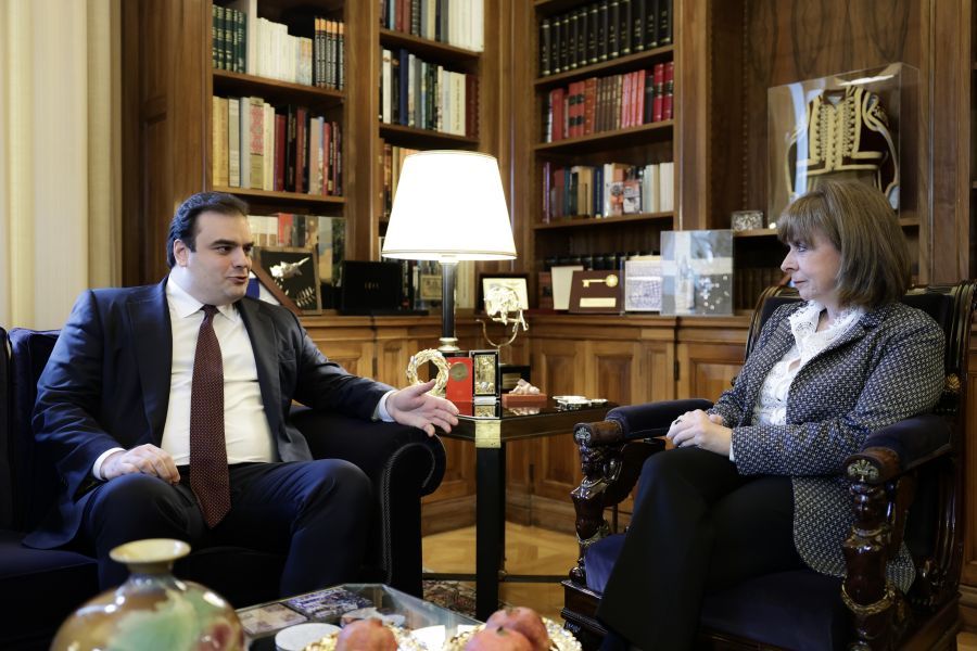 Πιερρακάκης: Ενημέρωσε την Σακελλαροπούλου για το νομοσχέδιο με την ίδρυση μη κρατικών πανεπιστημίων