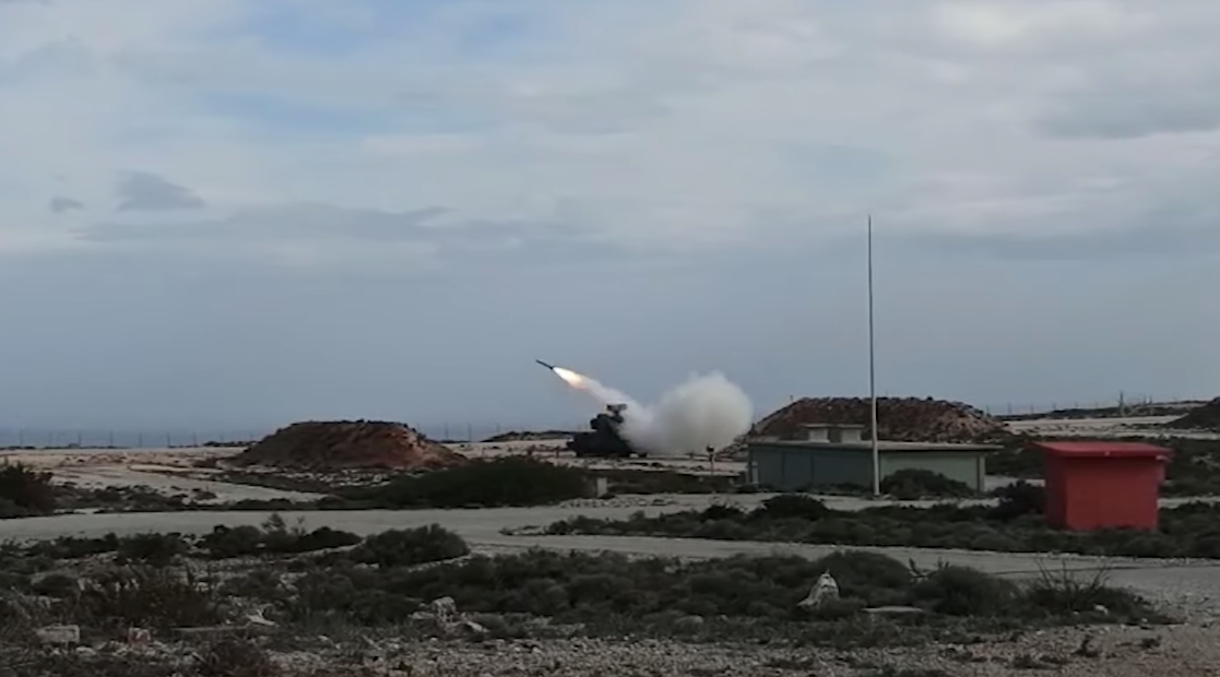 Ελληνικό πυροβολικό: Η Νέμεσις έρχεται από ψηλά και βρέχει φωτιά κι ατσάλι – ΒΙΝΤΕΟ