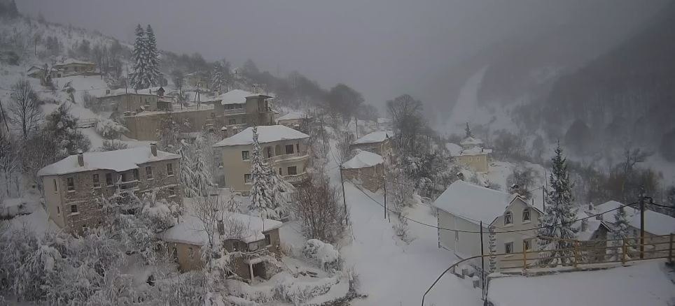 Στα λευκά η Φλώρινα – Δείτε εντυπωσιακές ΦΩΤΟ με χιονισμένα τοπία