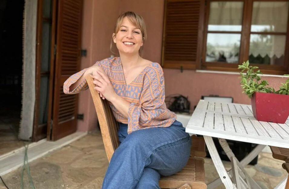 Βέρα Μακρομαρίδου: Η «Άσπα» του «Σασμού» μιλάει στο enikos.gr για το θέατρο και το νέο επιχειρηματικό βήμα της