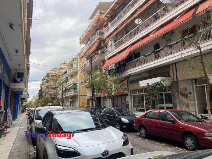 Επεισόδια στου Ρέντη: «Οι γονείς έφυγαν αλαφιασμένοι μέσα στη βροχή» – Σε σοκ οι γείτονες του αστυνομικού στην Θεσσαλονίκη