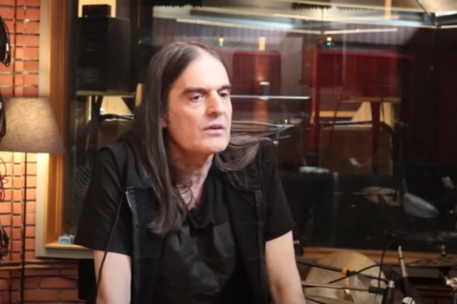 Πέθανε ξαφνικά ο Γιώργος Τόλιος: Ήταν ο ντράμερ του θρυλικού συγκροτήματος Τρύπες