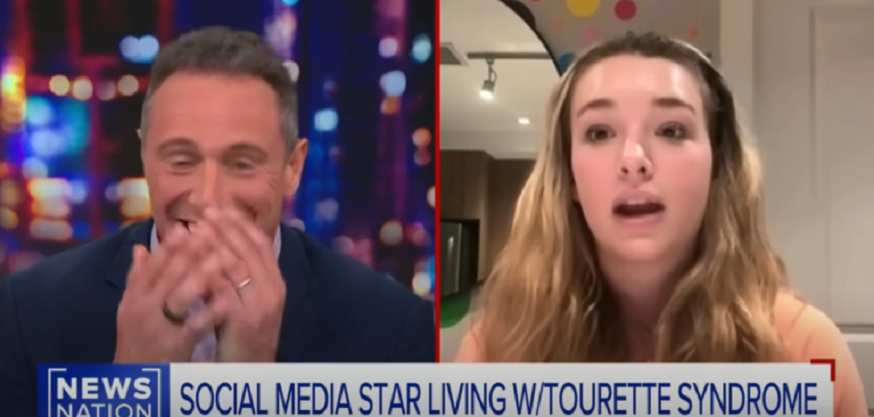 Κρις Κουόμο: Χαμός για τη συνέντευξη που πήρε από TikToker με σύνδρομο Τουρέτ – Ξέσπασε σε γέλια on air