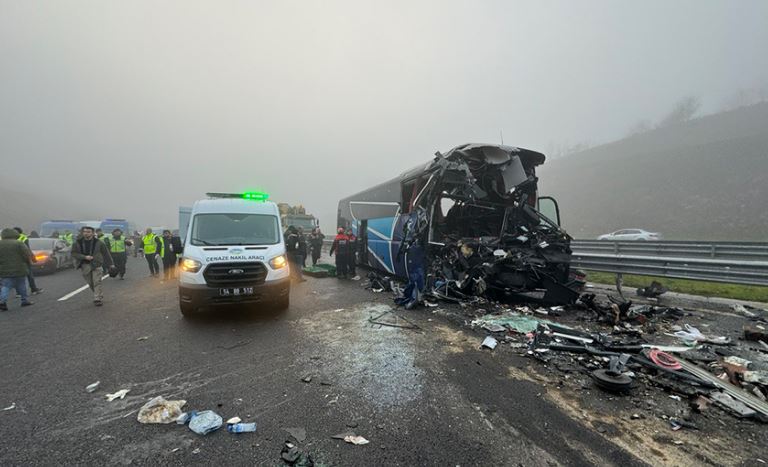Tραγωδία στην Τουρκία: Συγκλονιστικά βίντεο από το σημείο της καραμπόλας 7 οχημάτων