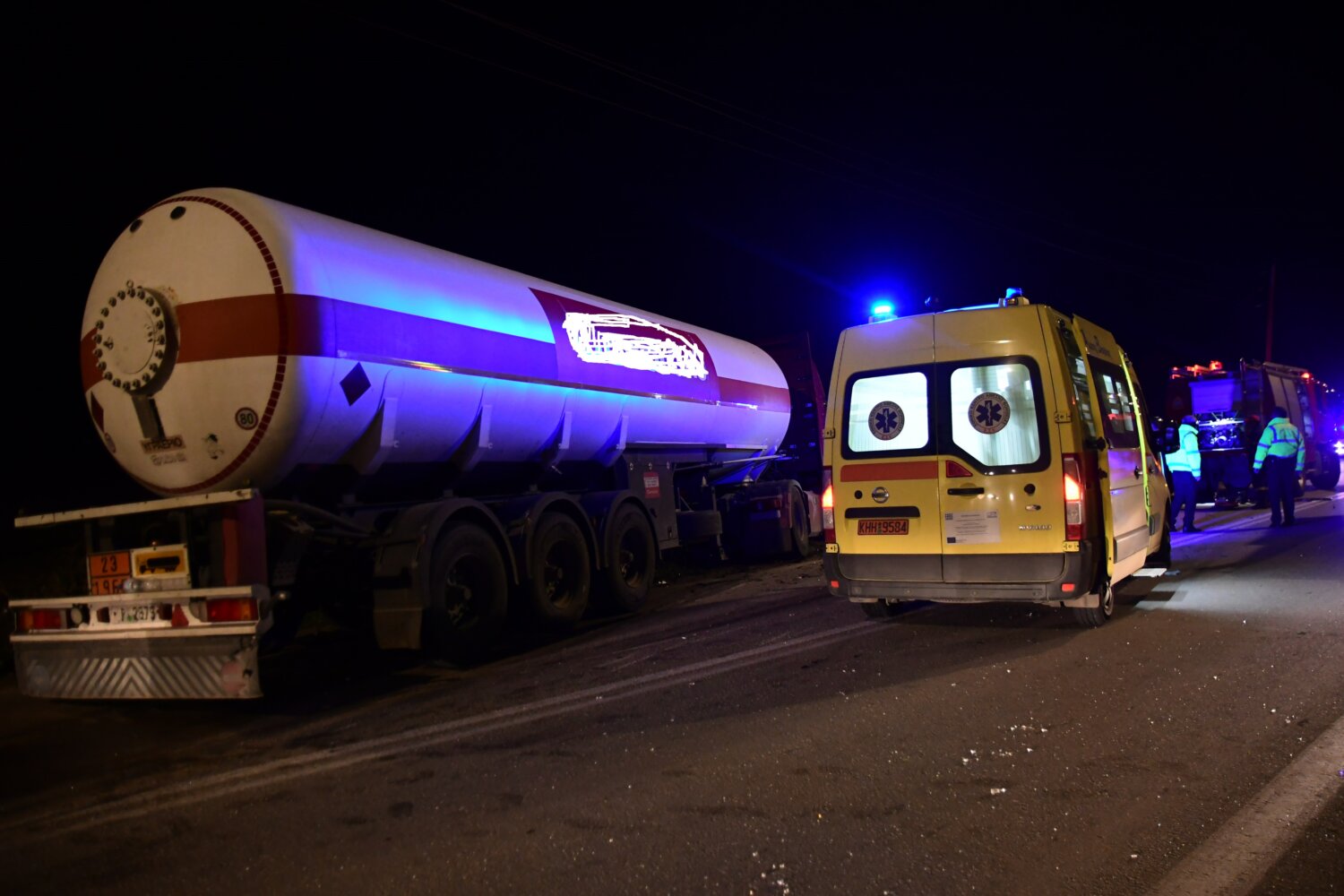 Τραγωδία στην Λάρισα: Βυτιοφόρο συγκρούστηκε μετωπικά με αυτοκίνητο – Ένας νεκρός