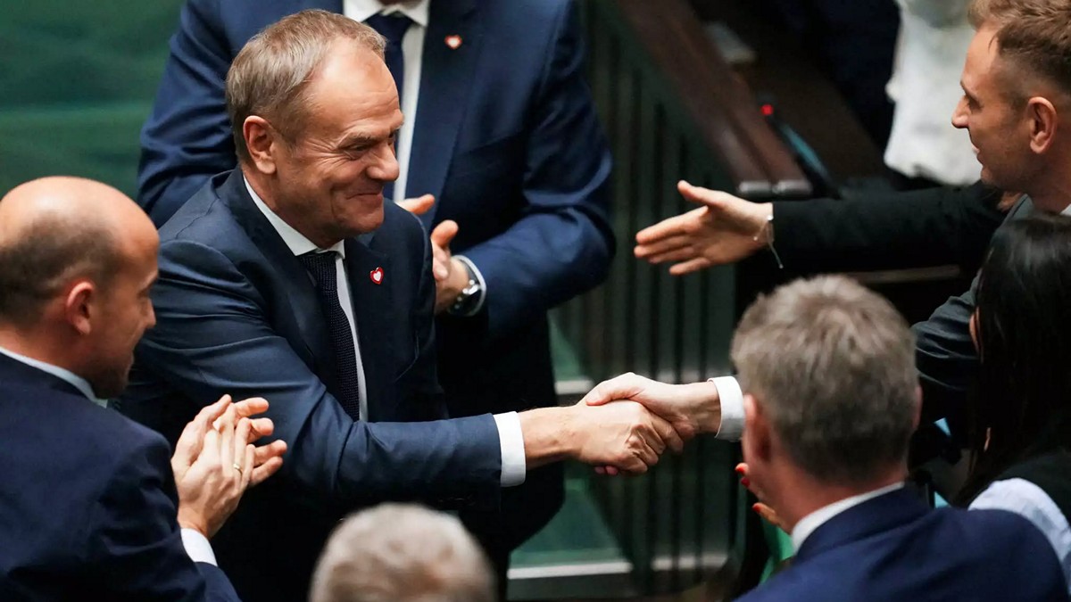 Πολωνία: Η φιλοευρωπαϊκή κυβέρνηση Τουσκ έλαβε ψήφο εμπιστοσύνης