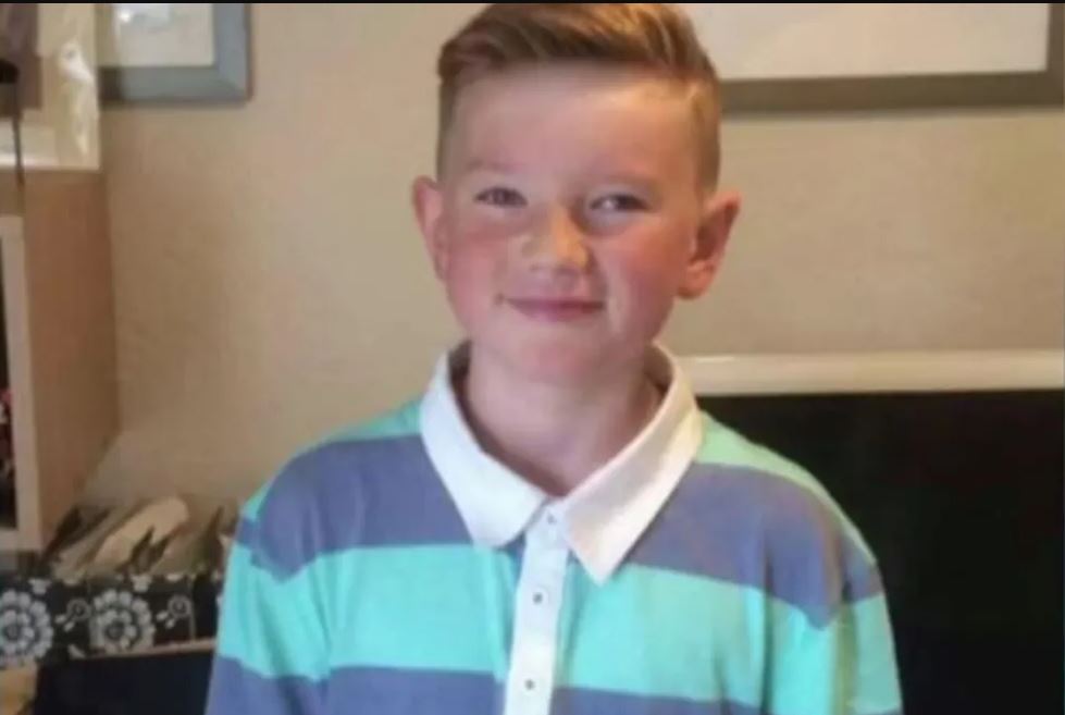 Γαλλία: Μέσα στο Σαββατοκύριακο θα επανενωθεί με τη γιαγιά του ο 17χρονος Άλεξ Μπάτι