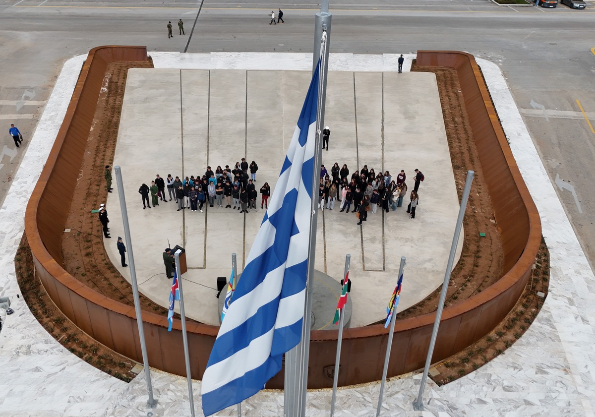 Τo Μνημείο των Αθανάτων του Έθνους ανοίγει τις πύλες του στους πολίτες – Δείτε φωτογραφίες