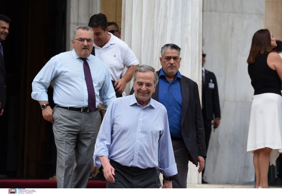 Αντώνης Σαμαράς: Νέα αντίδραση από συνεργάτες του για την τροπολογία για τους μετανάστες