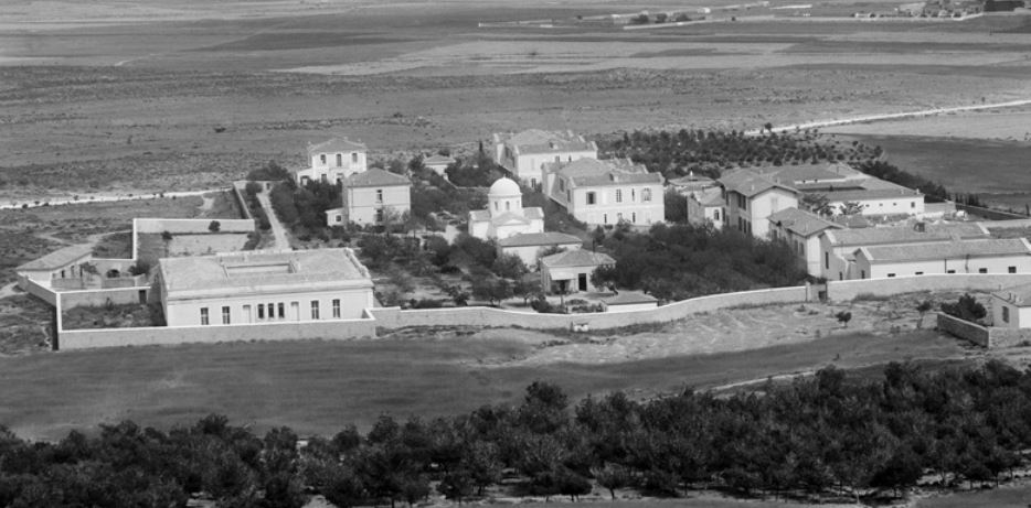 Κουίζ για την παλιά Αθήνα: Αναγνωρίζεις που βρίσκεται και ποιο είναι αυτό το συγκρότημα κτιρίων;