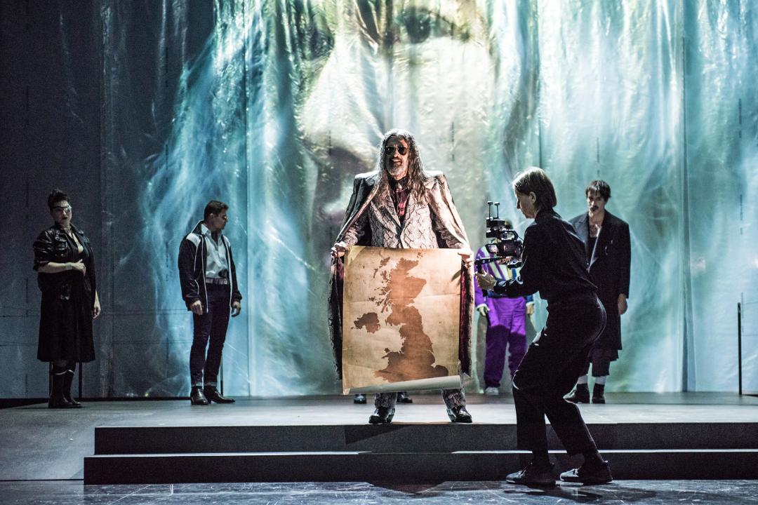 Γιάννης Χουβαρδάς: Η πρώτη αντίδρασή του μετά την αποχώρηση του Λεωνίδα Κακούρη από την παράσταση