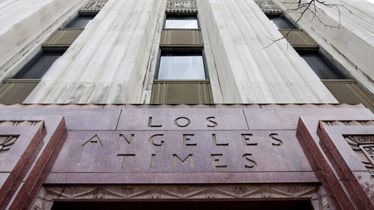 ΗΠΑ: Στην απόλυση τουλάχιστον 115 δημοσιογράφων θα προχωρήσει η εφημερίδα Los Angeles Times