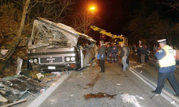 Βέροια: Μαθήτρια στην τραγική τάξη του 2003 που ξεκληρίστηκε στα Τέμπη η 37χρονη μητέρα που σκότωσε το παιδί της